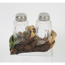 Pinecone Salt & Pepper Set