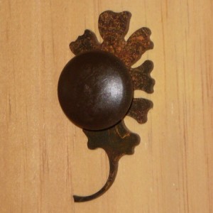Oak Leaf Cabinet Knob-DISCONTINUED